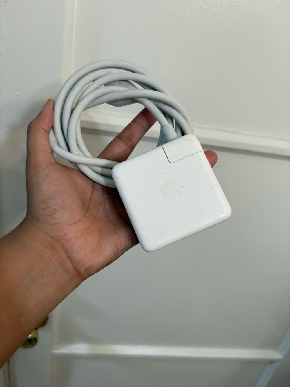 Apple 61W USB-C power adapter